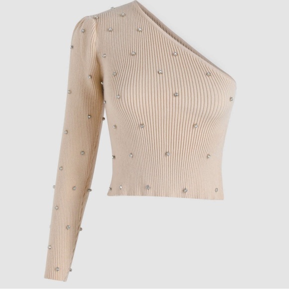 Tops - 🎀Jeweled embellished one shoulder top🎀